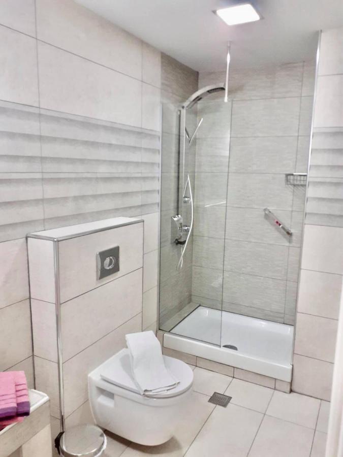 Avra Comfort Rooms نيا بوتيدايا المظهر الخارجي الصورة